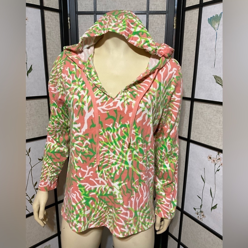 Crown And Ivy Beach Hooded Pullover